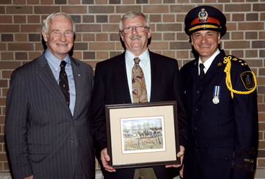Pres. Johnston, Al Mackenzie with plaque, Police Chief Torigian