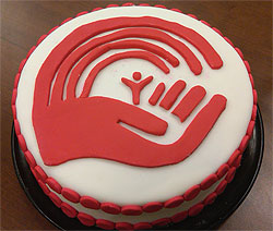 [Cake with United Way logo]