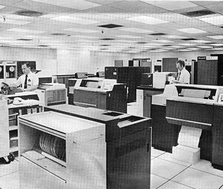 A Honeywell mainframe in action.